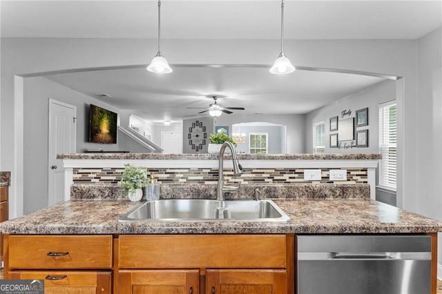 201 Thornwood Court, Statesboro, GA 30458