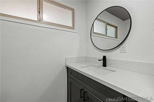44048 Elm Ave, Lancaster, CA 93534