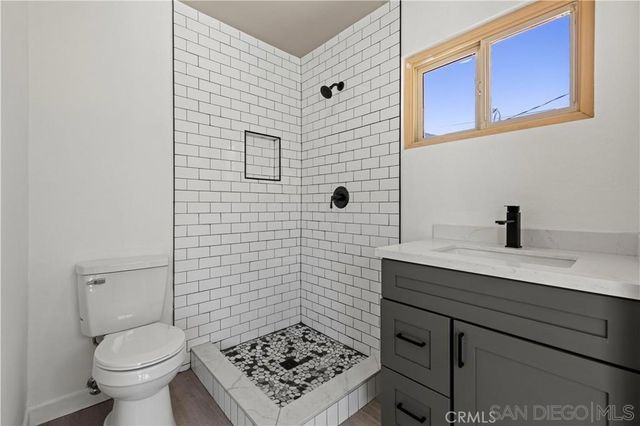 44048 Elm Ave, Lancaster, CA 93534