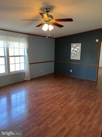 91 SHERRILL DR, New Oxford, PA 17350