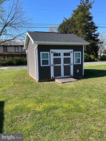 91 SHERRILL DR, New Oxford, PA 17350