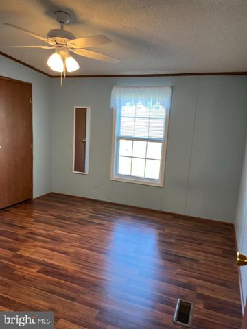 91 SHERRILL DR, New Oxford, PA 17350