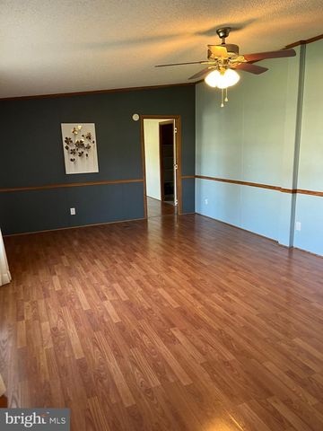 91 SHERRILL DR, New Oxford, PA 17350