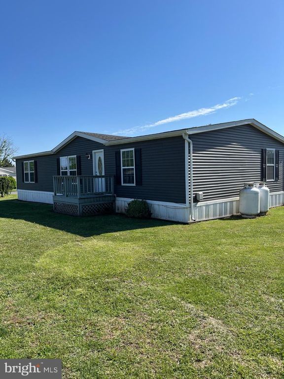 91 SHERRILL DR, New Oxford, PA 17350