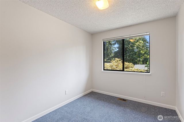 22202 Meridian Avenue S, Bothell, WA 98021