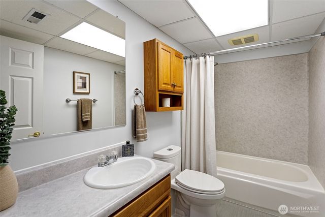 22202 Meridian Avenue S, Bothell, WA 98021