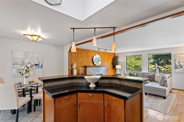 22202 Meridian Avenue S, Bothell, WA 98021