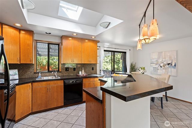 22202 Meridian Avenue S, Bothell, WA 98021