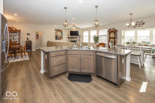 6385 Harvey Drive, Plainfield, IN 46168