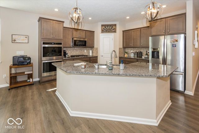 6385 Harvey Drive, Plainfield, IN 46168