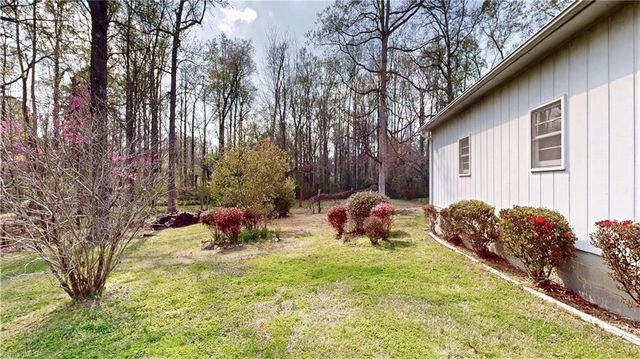 117 Hillcrest Road, Thomasville, NC 27360