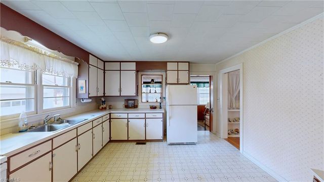 117 Hillcrest Road, Thomasville, NC 27360