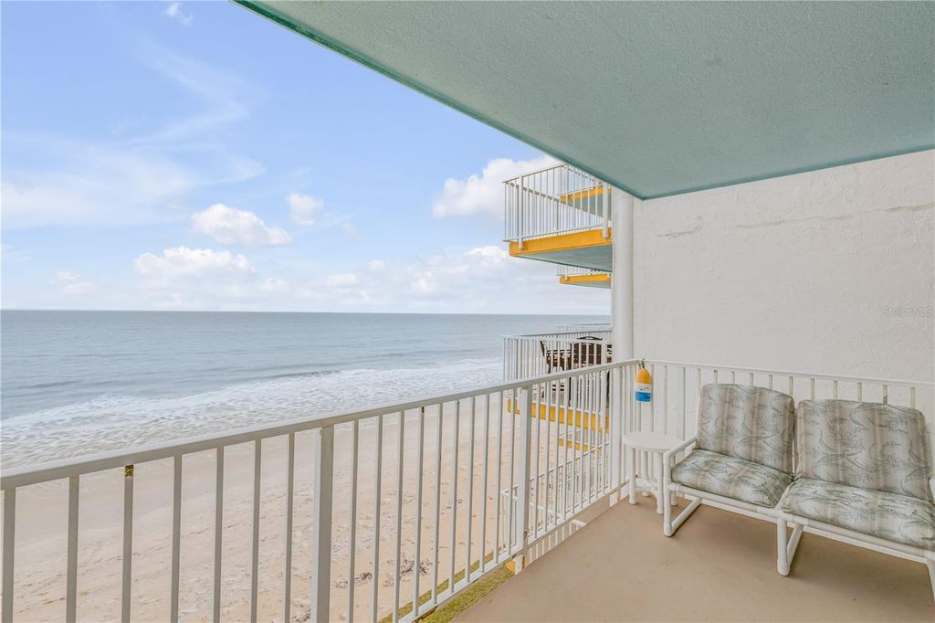 Image 4 of property listing at 5203 S ATLANTIC AVENUE 412B, New Smyrna Beach, FL 32169