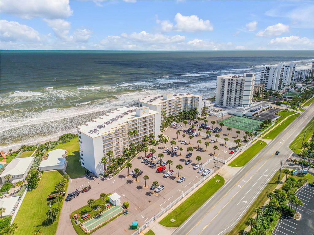 Image 44 of property listing at 5203 S ATLANTIC AVENUE 412B, New Smyrna Beach, FL 32169