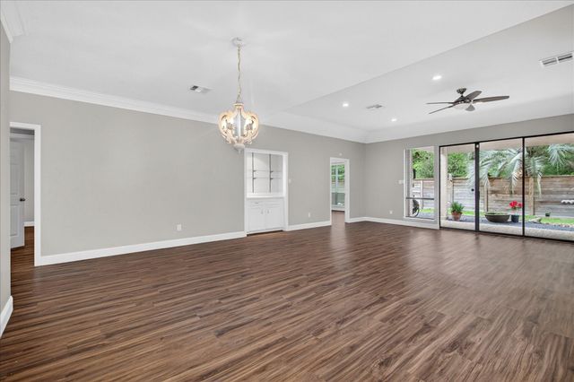 3231 Village Falls Court, Kingwood, TX 77339