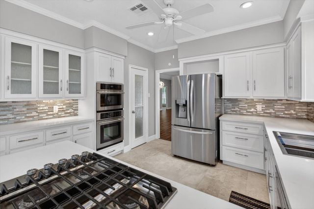 3231 Village Falls Court, Kingwood, TX 77339