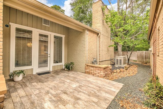 3231 Village Falls Court, Kingwood, TX 77339