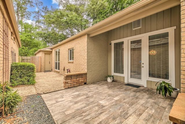 3231 Village Falls Court, Kingwood, TX 77339