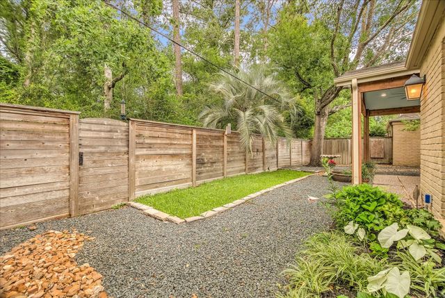 3231 Village Falls Court, Kingwood, TX 77339