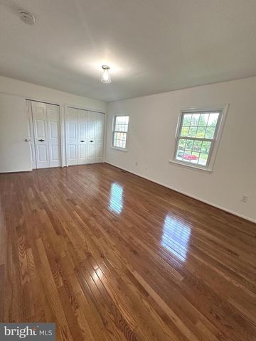 4524 WINDSOR ARMS CT, Annandale, VA 22003