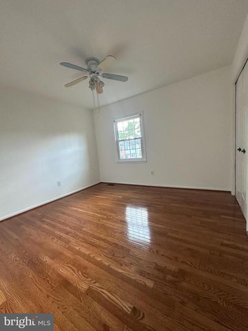4524 WINDSOR ARMS CT, Annandale, VA 22003