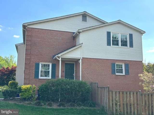 4524 WINDSOR ARMS CT, Annandale, VA 22003
