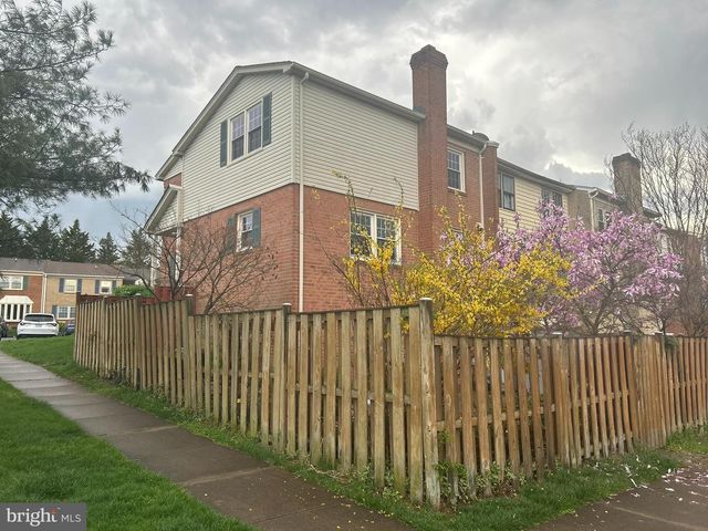 4524 WINDSOR ARMS CT, Annandale, VA 22003