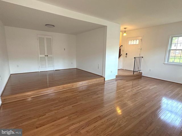 4524 WINDSOR ARMS CT, Annandale, VA 22003