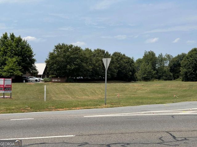 1011 Garland Drive, Bogart, GA 30622