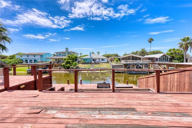 3230 Laguna Shores, Corpus Christi, TX 78418