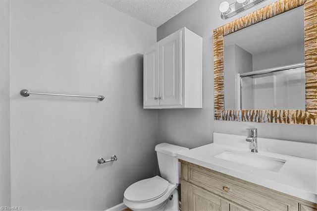 133 James Road iC, High Point, NC 27265
