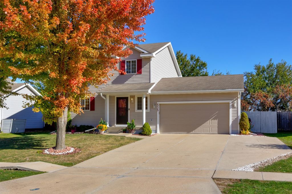 535 SE Cardinal Lane, Waukee, IA 50263