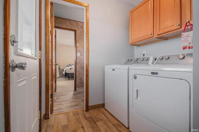 8920 S Merry Estates Drive, Silver Lake, IN 46982