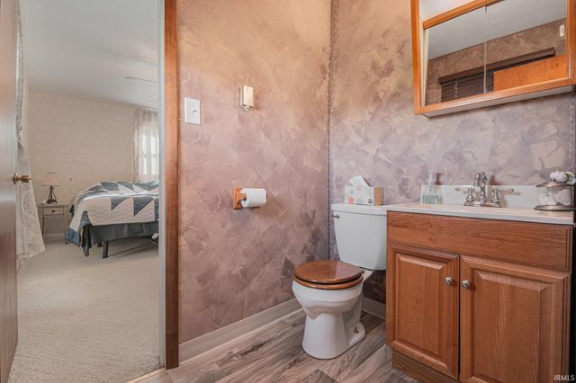 8920 S Merry Estates Drive, Silver Lake, IN 46982