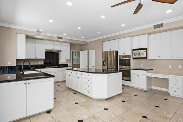 5116 White Emerald Drive, San Diego, CA 92130