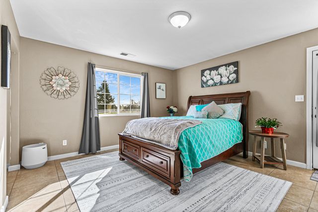 3985 Calhoun Road, Medford, OR 97501