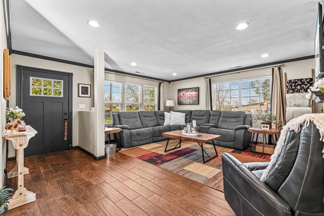 3985 Calhoun Road, Medford, OR 97501