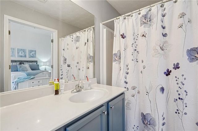 660 Kenridge Drive, Suwanee, GA 30024