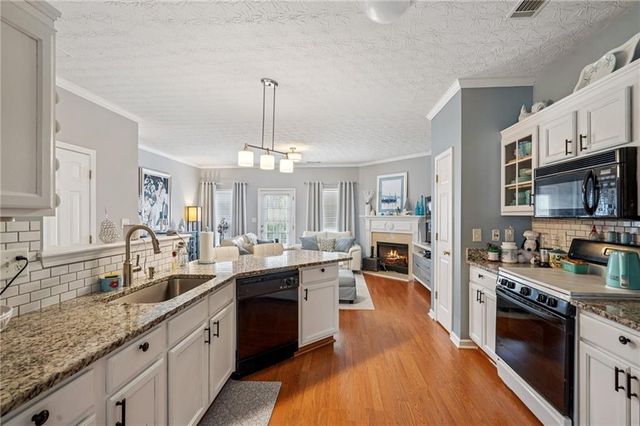 660 Kenridge Drive, Suwanee, GA 30024