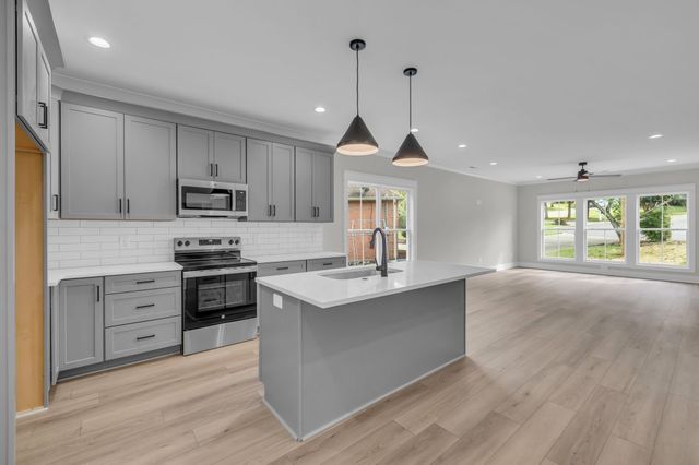 416 Mountain View Ct, Smyrna, TN 37167