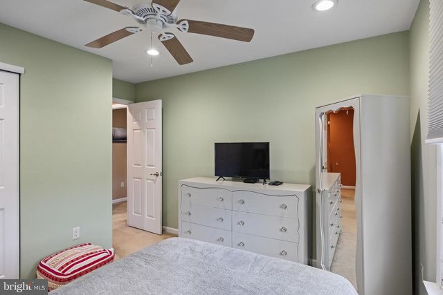 3029 HARBOUR DR, Palmyra, NJ 08065