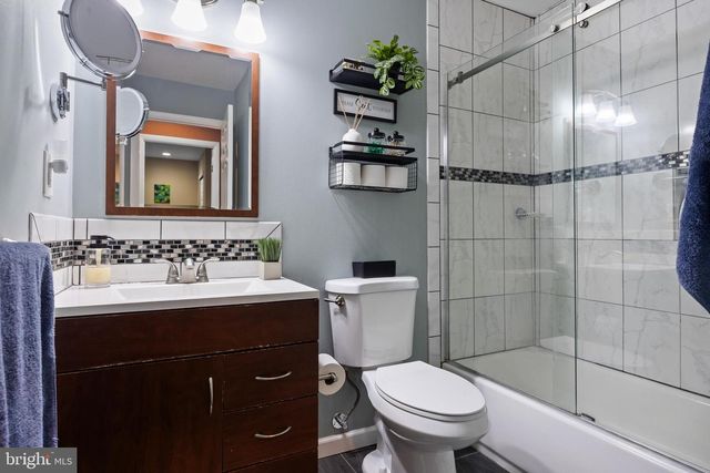 3029 HARBOUR DR, Palmyra, NJ 08065