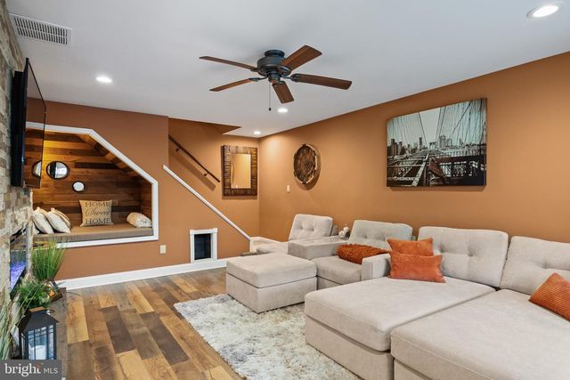 3029 HARBOUR DR, Palmyra, NJ 08065