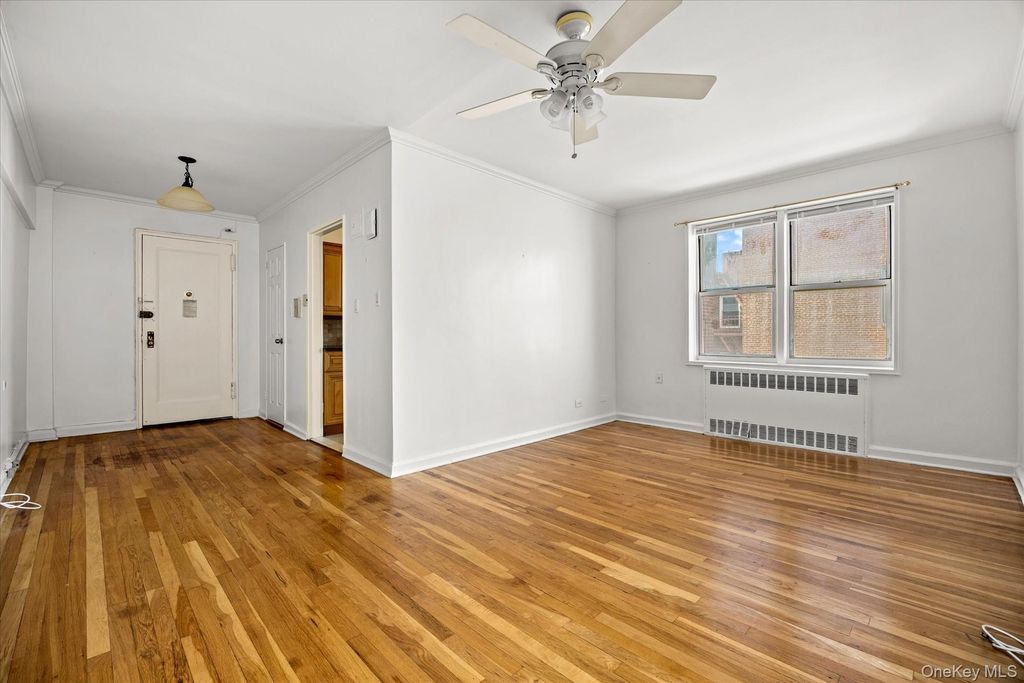 81-15 35th Avenue 6B, Jackson Heights, NY 11372 — photo 4