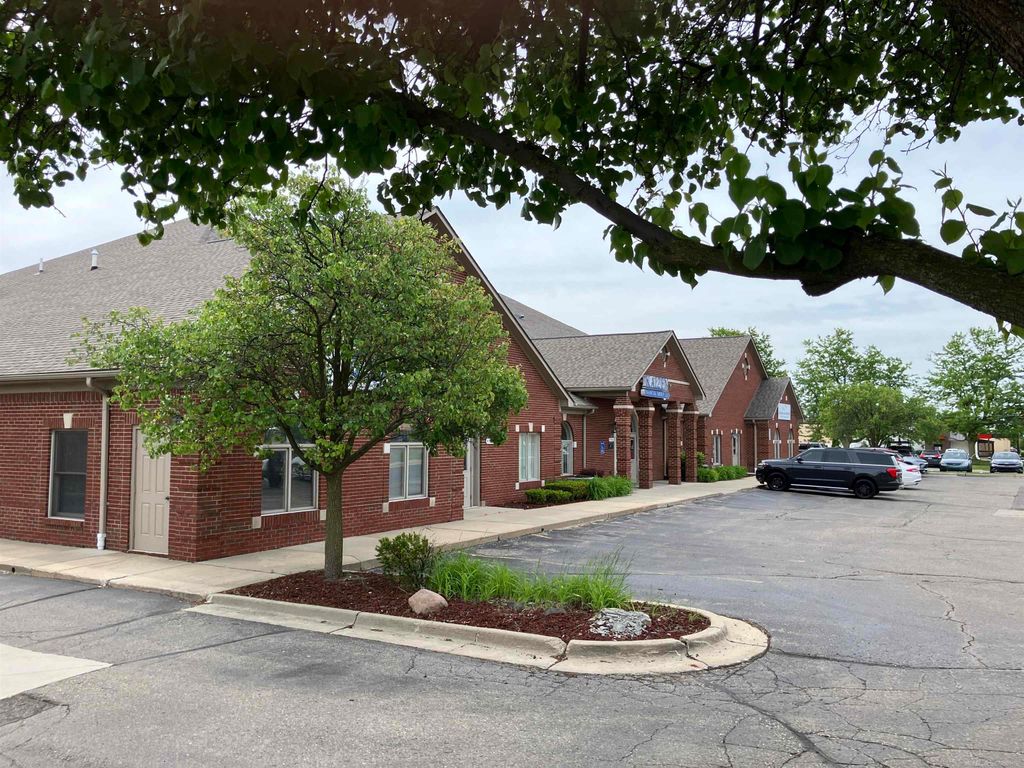 47678 Van Dyke Avenue, Shelby Twp, MI 48317
