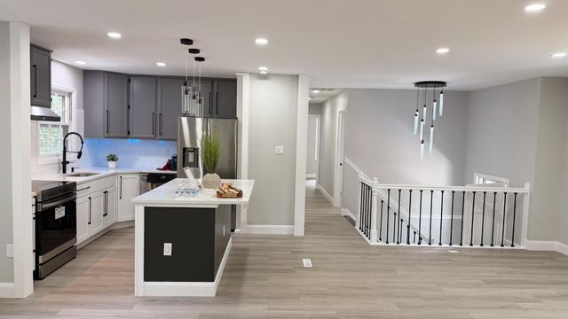 14605 ADEL DR, Manassas, VA 20112