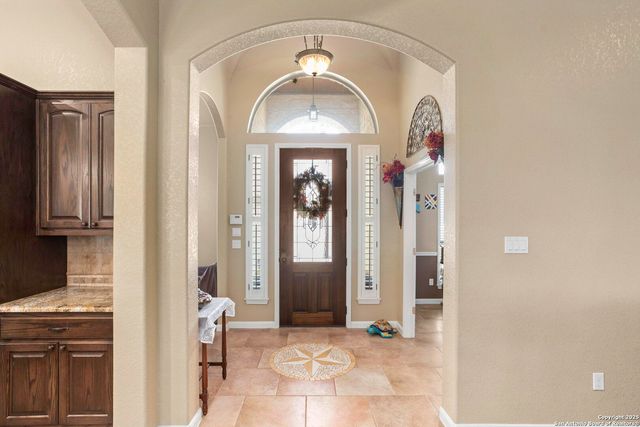 133 Copper Ridge, La Vernia, TX 78121