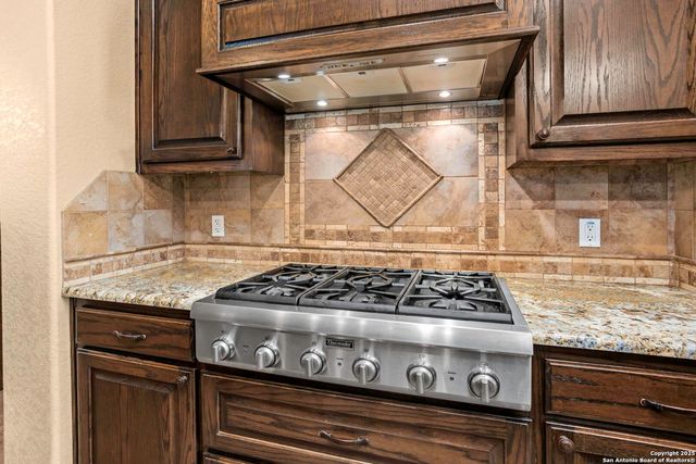 133 Copper Ridge, La Vernia, TX 78121