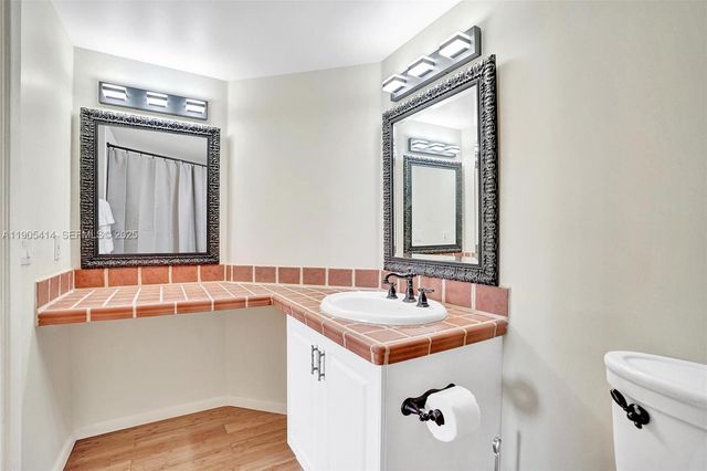 19877 E Country Club Drive 3607, Aventura, FL 33180