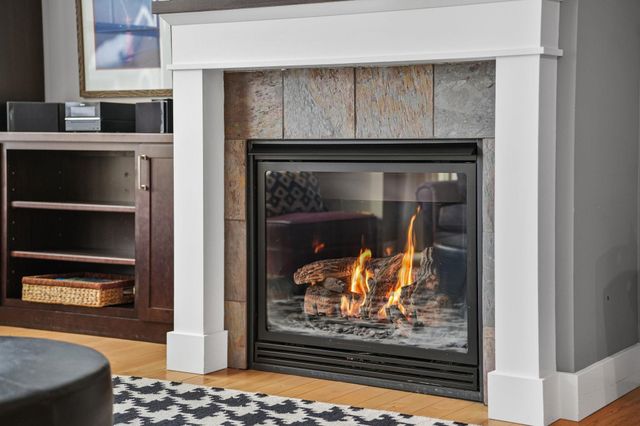 13802 S West Bayshore Drive, Traverse City, MI 49684